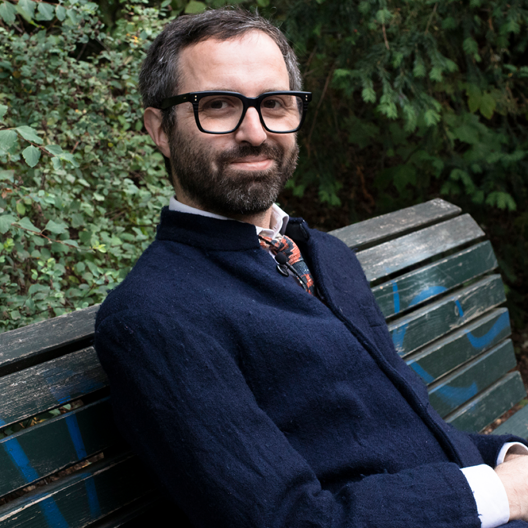 emmanuele-coccia-portrait-sitting